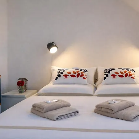 Les Terrasses Apartment